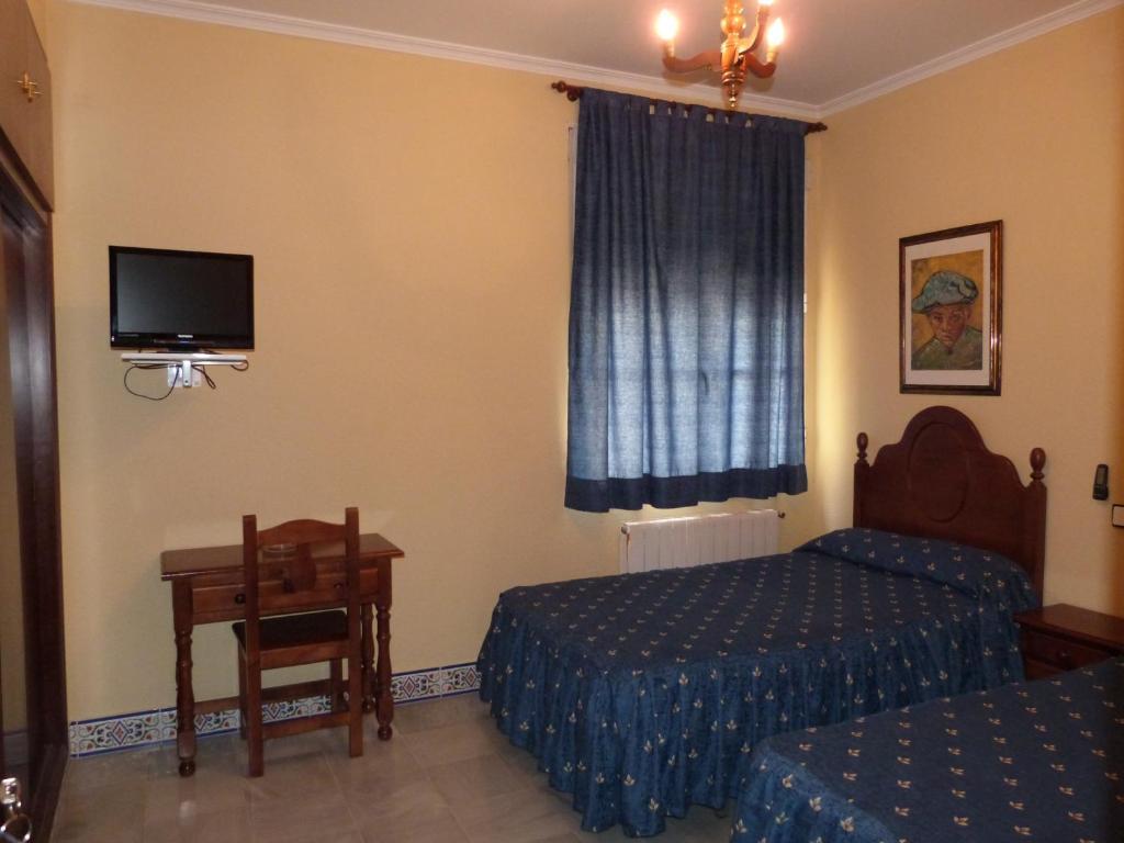 Hostal Restaurante Las Canteras Pedrera Rum bild